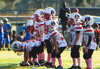 Pee wee football players